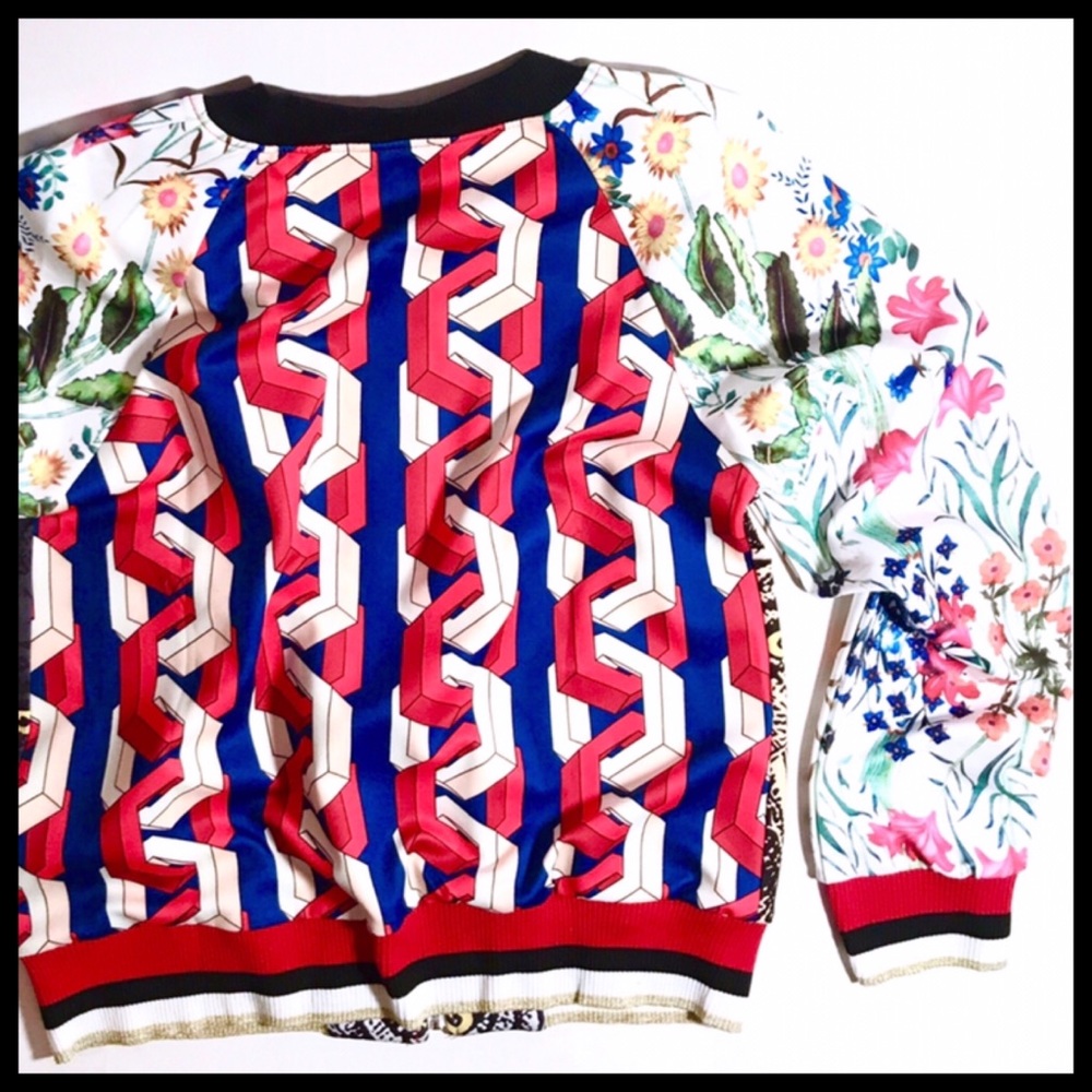 🌸FLORAL CAT TRACK JACKET!🌷 - Picture 6 of 8